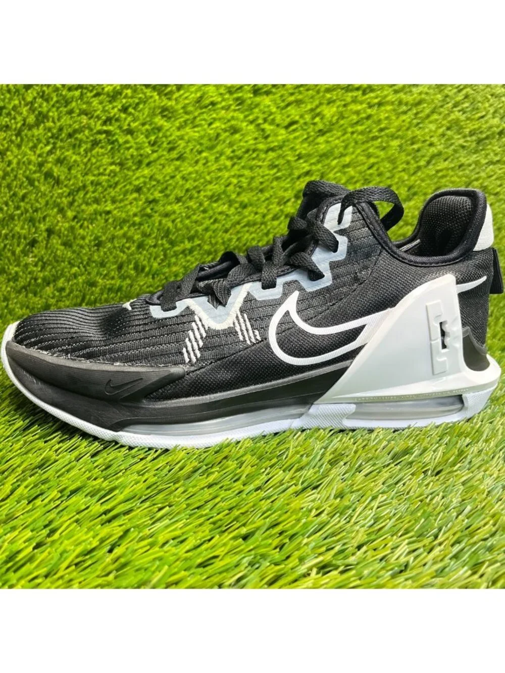 Nike LeBron Witness 6 TB Mens Size 7.5 Black Athletic Basketball Shoes Sneakers
